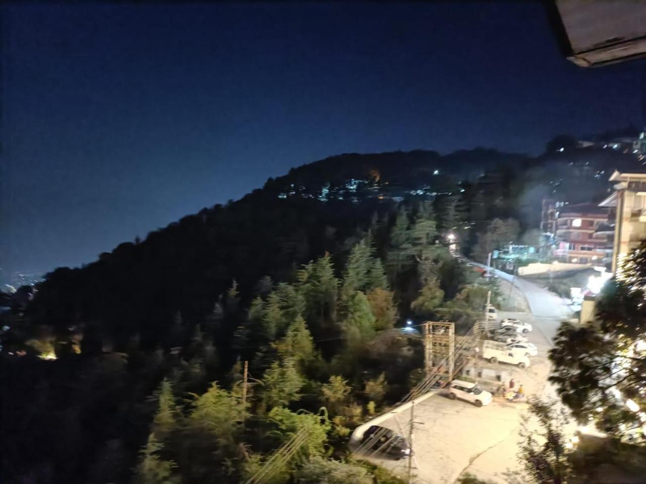 King Castle Mcleodganj-Centrally Heated And Air Cooled- Near Mall Road - Free Parking Dharamszala Kültér fotó