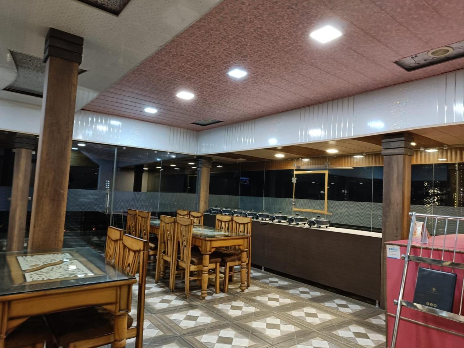 King Castle Mcleodganj-Centrally Heated And Air Cooled- Near Mall Road - Free Parking Dharamszala Kültér fotó