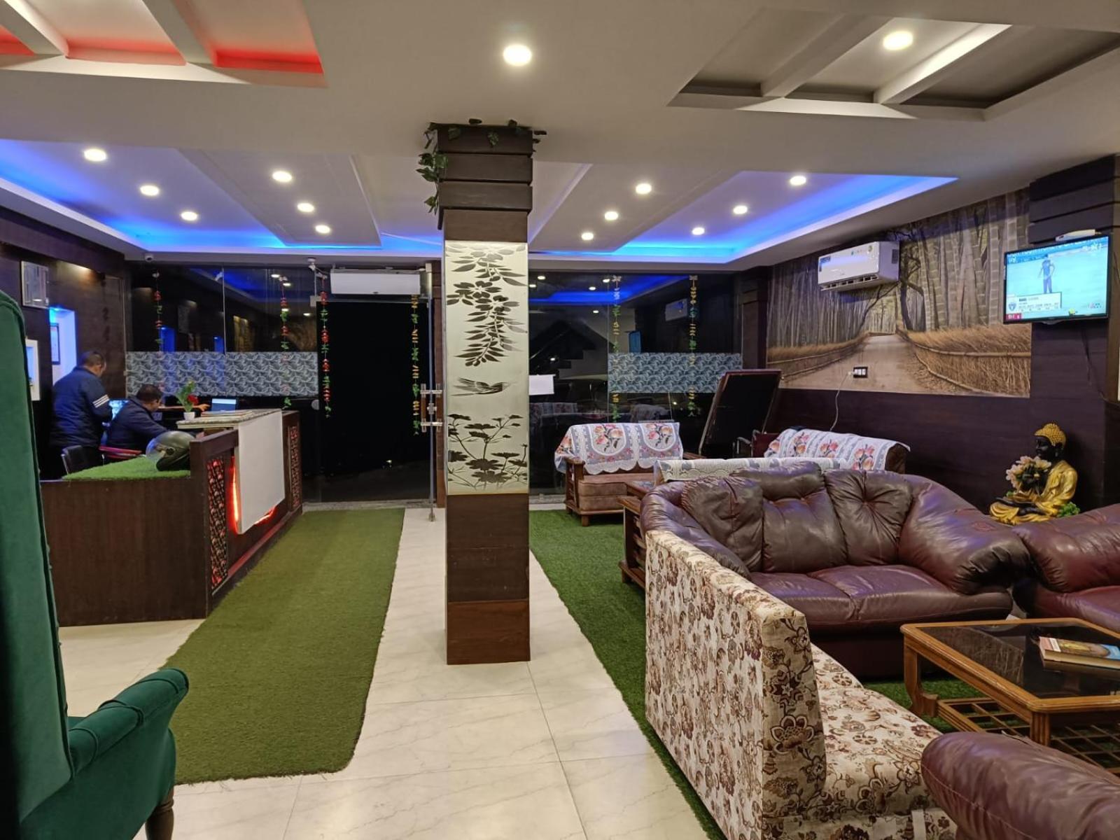 King Castle Mcleodganj-Centrally Heated And Air Cooled- Near Mall Road - Free Parking Dharamszala Kültér fotó