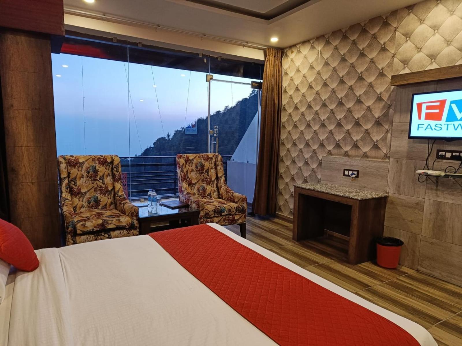 King Castle Mcleodganj-Centrally Heated And Air Cooled- Near Mall Road - Free Parking Dharamszala Kültér fotó
