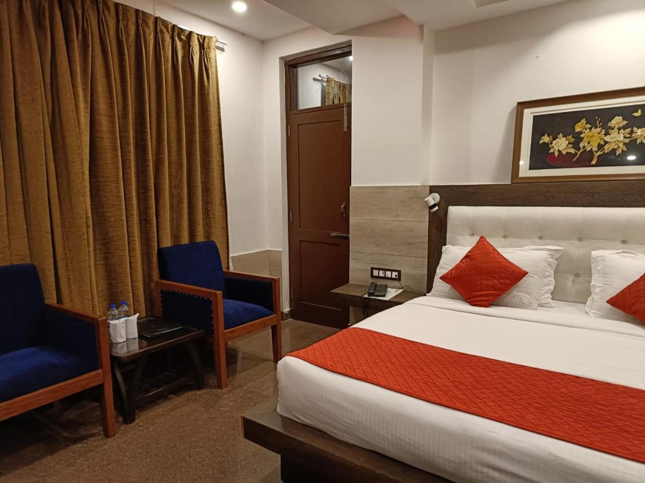 King Castle Mcleodganj-Centrally Heated And Air Cooled- Near Mall Road - Free Parking Dharamszala Kültér fotó